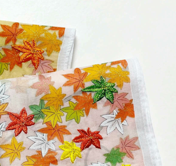 Cotton handkerchief - Autumn leaves (3 colors)