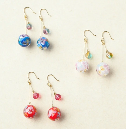 Glass bead earrings (4 colors)