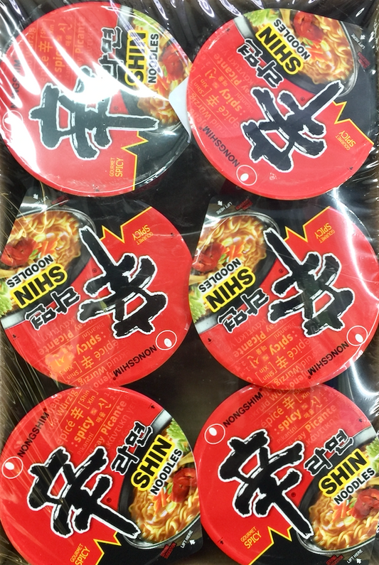 Nongshim Shin 辣牛肉拉面杯 2.6 盎司 6 份（450 克）🌶 