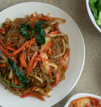 Japchae kit (sweet potato noodle and sauce) 16oz (454g)