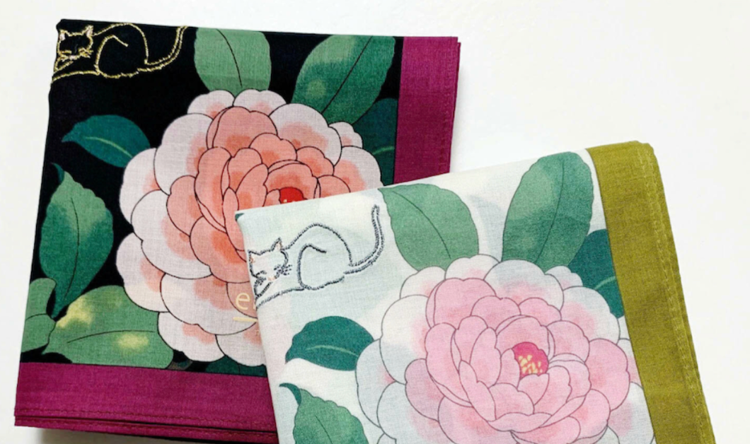 Japanese cotton handkerchief - Camellia (2 colors)