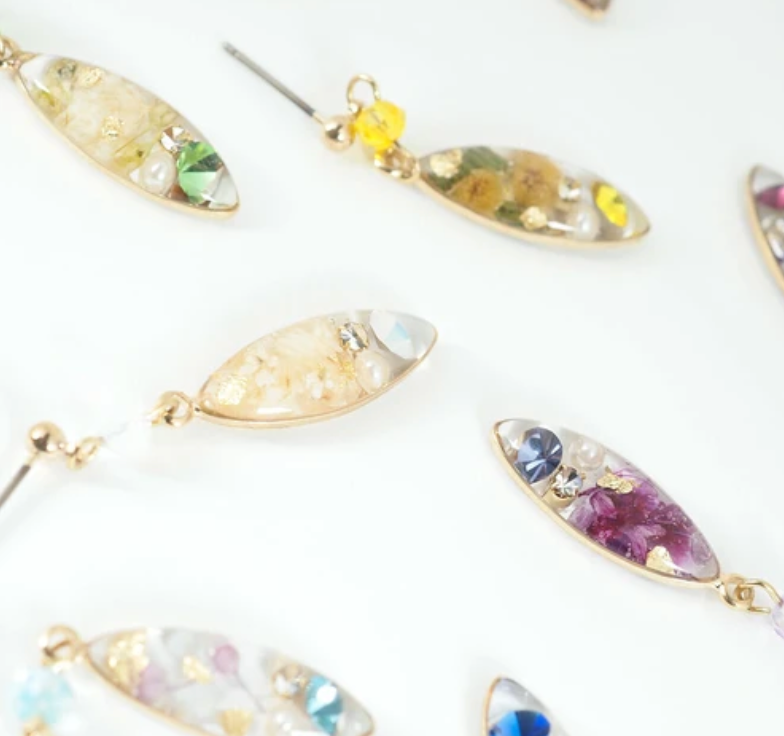 Birthday stone & dried flower earrings with titanium post