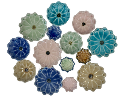 Minoyaki ware chopstick rest - flower series (4 colors)